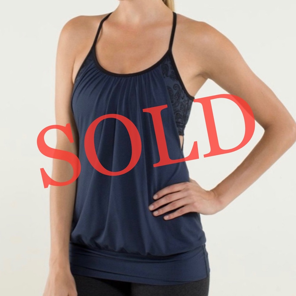 Lululemon NO LIMITS Tank Blue/Black Paisley Sz 6